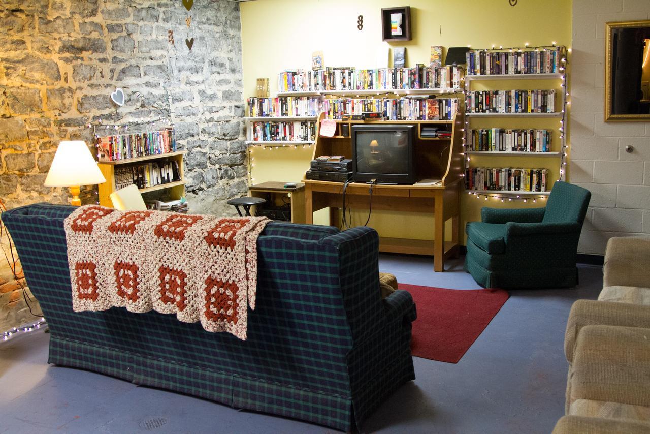 Hostel Buffalo-Niagara Екстер'єр фото